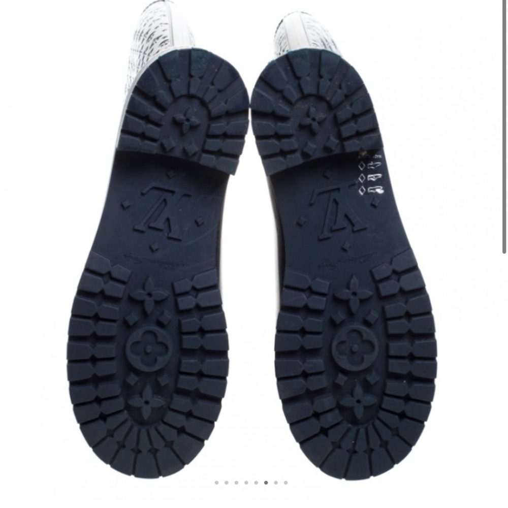 Louis Vuitton Black boots - Picture 4 of 9